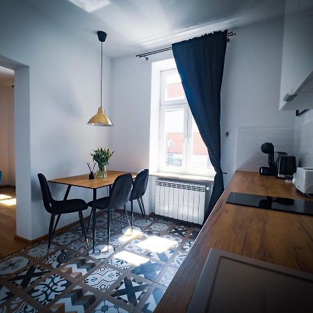 Nalu Black&White Apartment No 8 Kattowitz Exterior foto